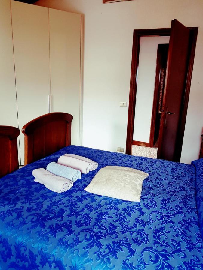 Large 3 Flat Rialto Venezia