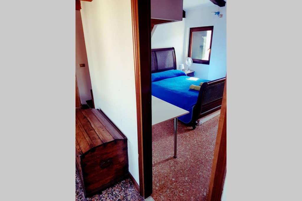 Large 3 Flat Rialto Appartamento